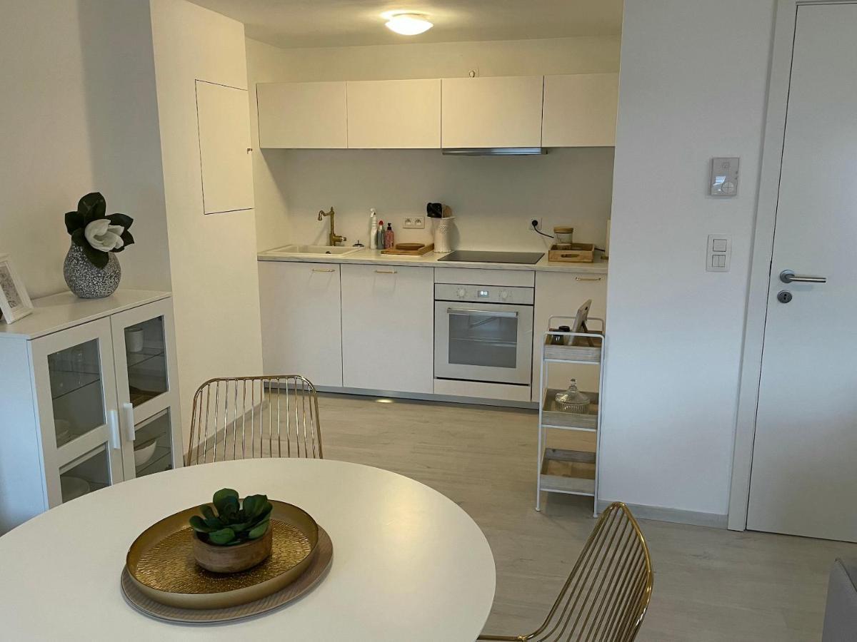 Le Relax By La Dame De Coeur - Logement Zen Urbain นามูร์ ภายนอก รูปภาพ